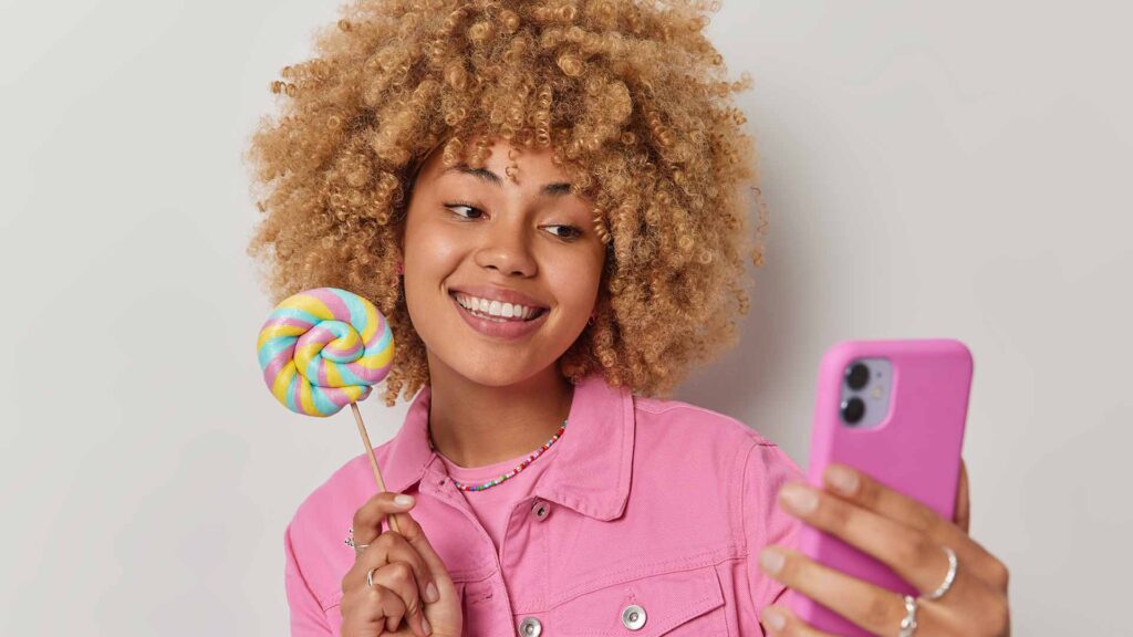 Marketing de influência como divulgar doces para vender com a ajuda de influenciadores